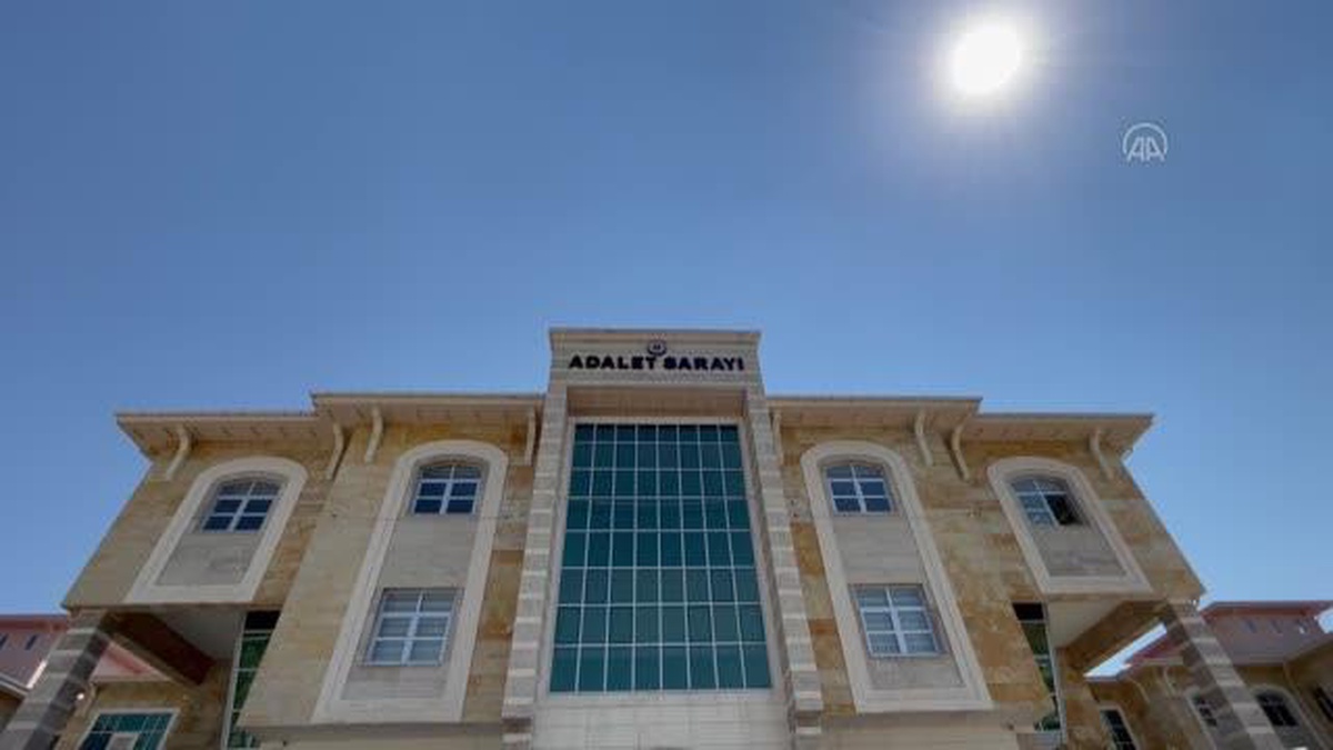 Uşak\'ta doğal gaz kutularından bakır çubuk çalan 3 kişi tutuklandı