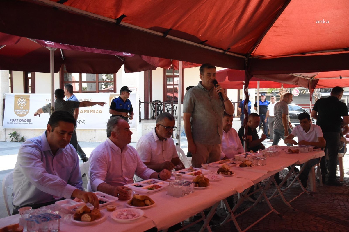 Germencik Belediye Başkanı Öndeş Esnafla Kahvaltıda Buluştu