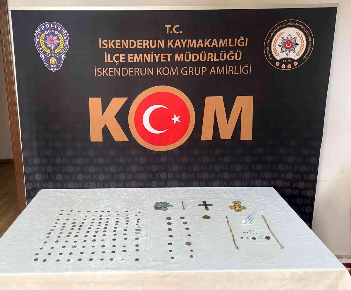 İskenderun\'da 145 adet tarihi eser ele geçirildi