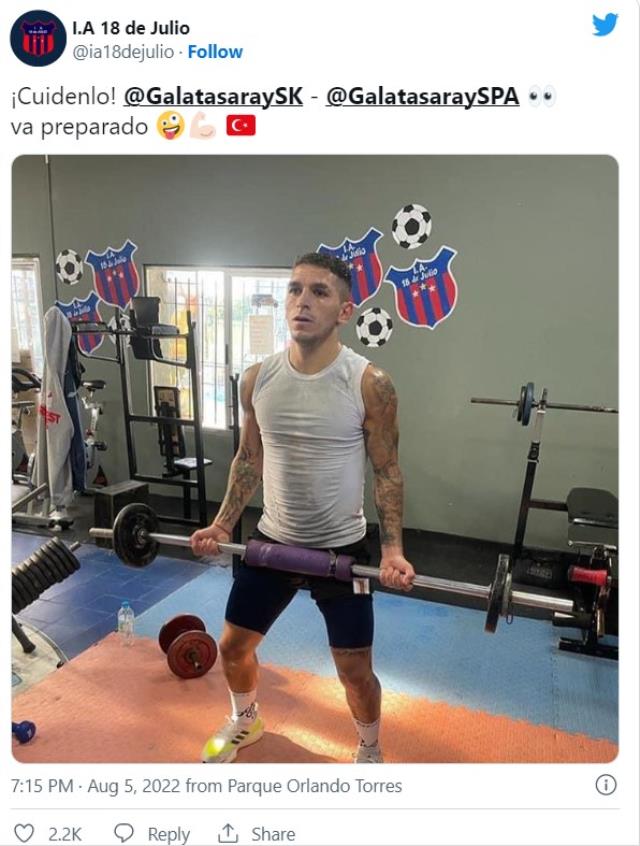 Lucas Torreira, Galatasaray paylaşmını beğenerek transferin fitilini yaktı Lucas Torreira, Galatasaray paylaşmını beğenerek transferin fitilini yaktı