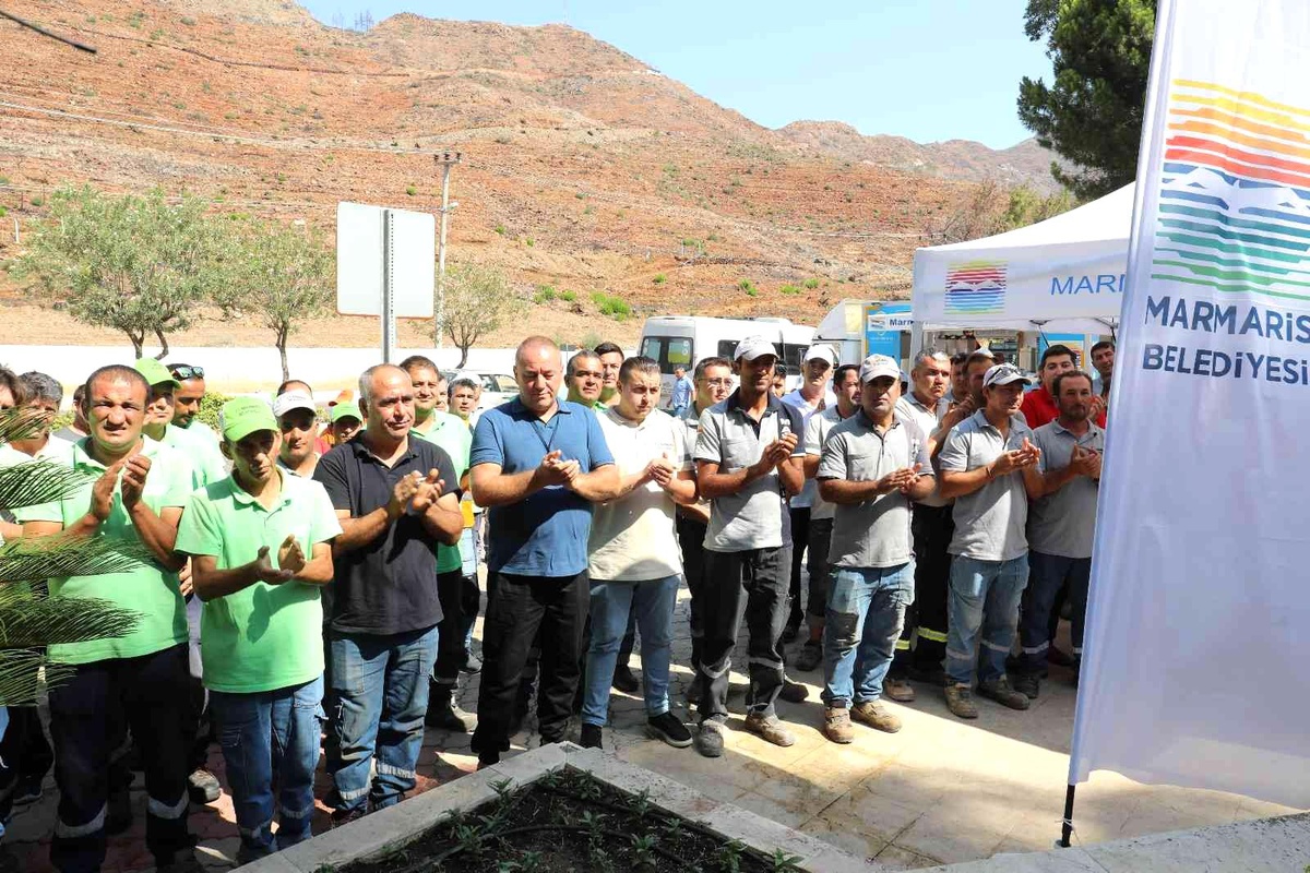 Marmaris\'te yüzler gülüyor