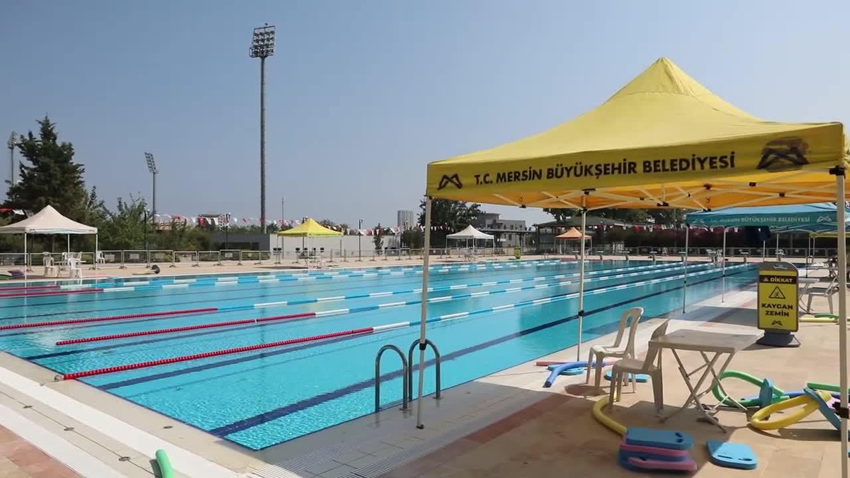 Mersin Büyükşehir\'in Yüzme Kursunda Sezon Boyunca Hedeflenen Kursiyer Sayısına İlk 1 Ayda Ulaşıldı