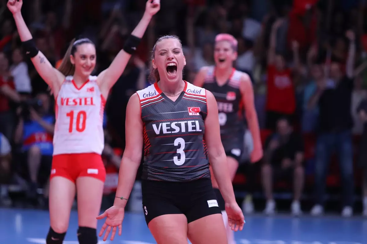 Milli voleybolcu Cansu Özbay, Dünya Şampiyonası hazırlıkları değerlendirdi