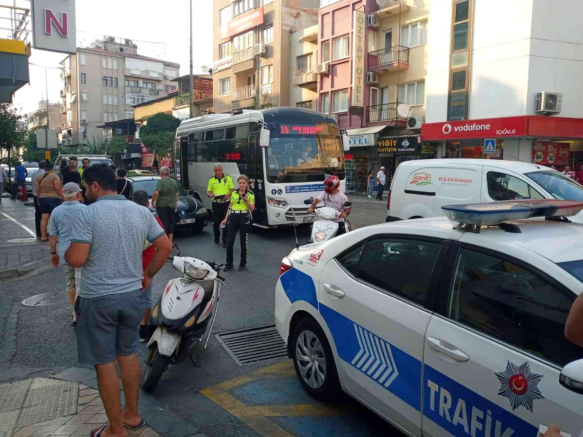 Motosiklet ile otomobil çarpıştı: 1 yaralı