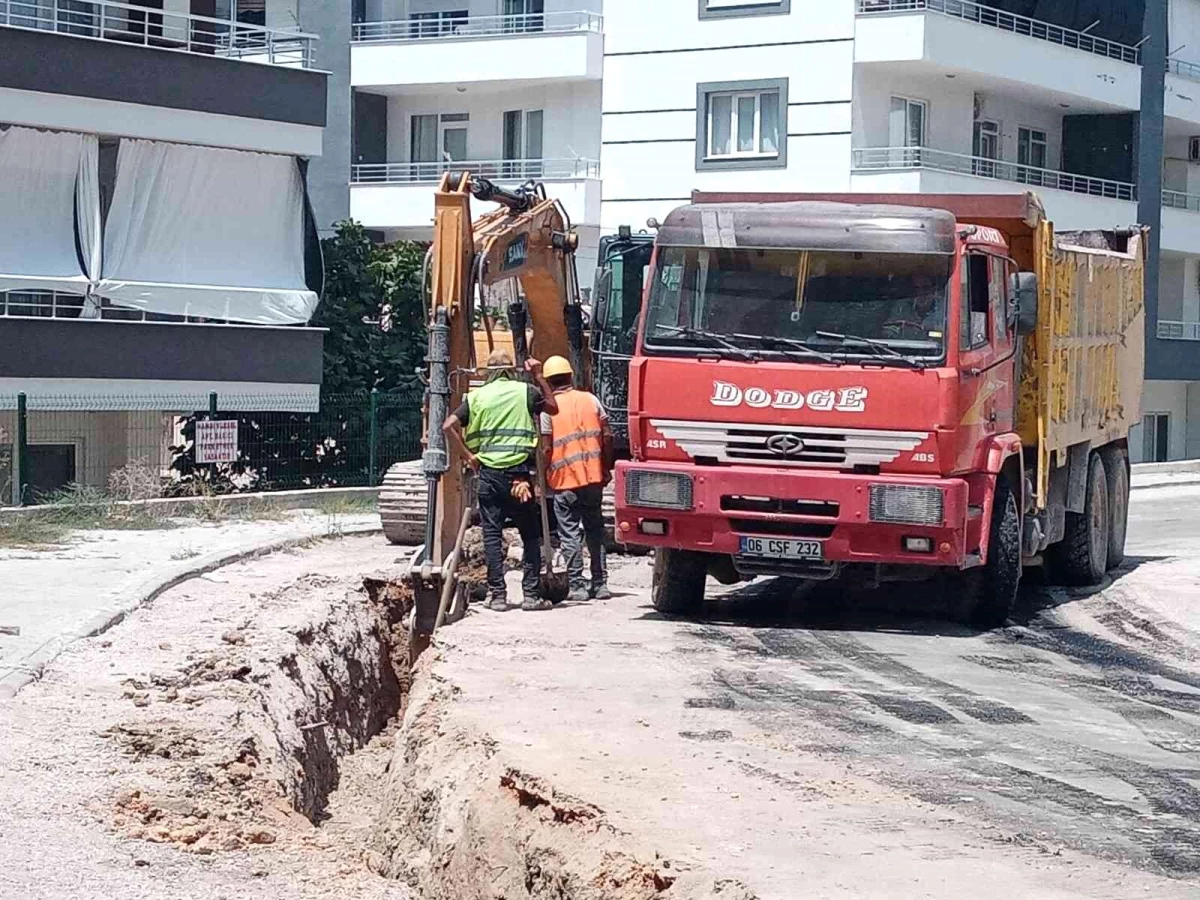 Mut\'ta doğalgaz altyapı çalışması başladı