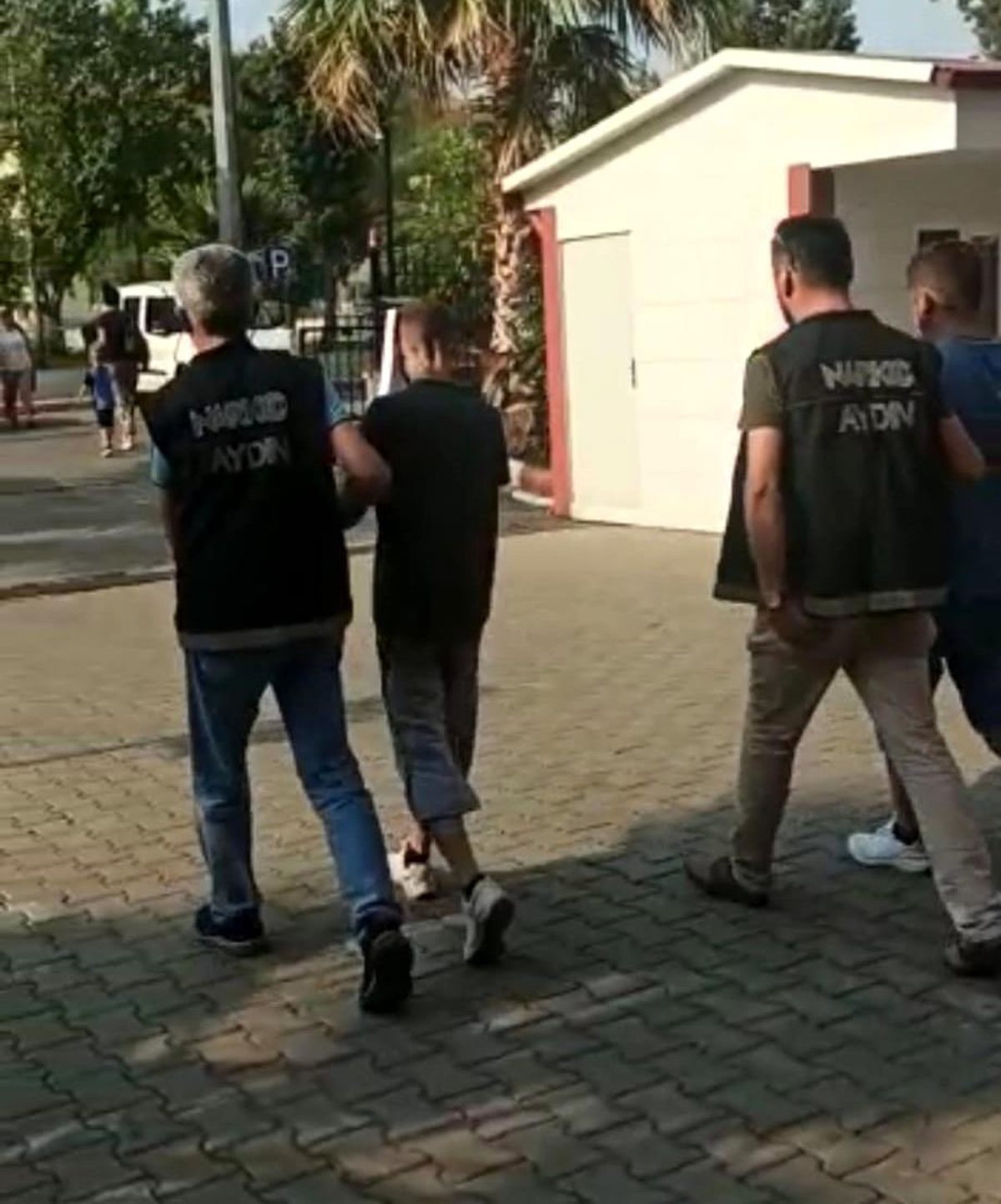 Nazilli\'de uyuşturucu operasyonu: 2 tutuklama