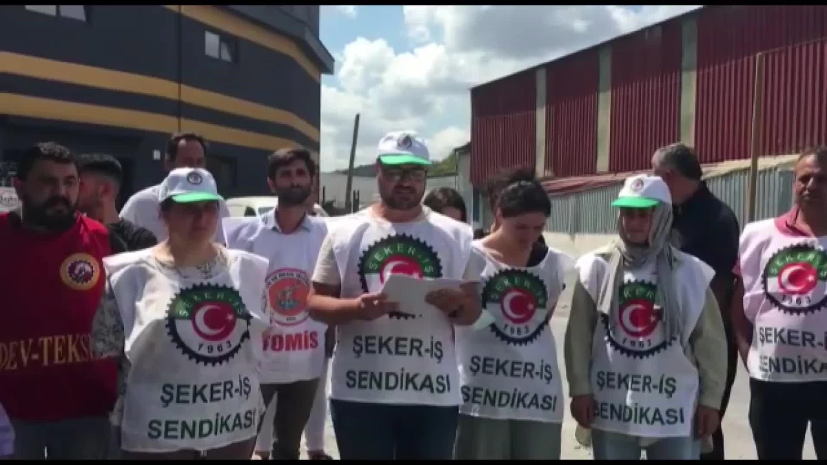 Şeker-İş\'ten İstanbul\'da "Dört İşçi Sendikalı Olunca İşten Atıldı" Protestosu