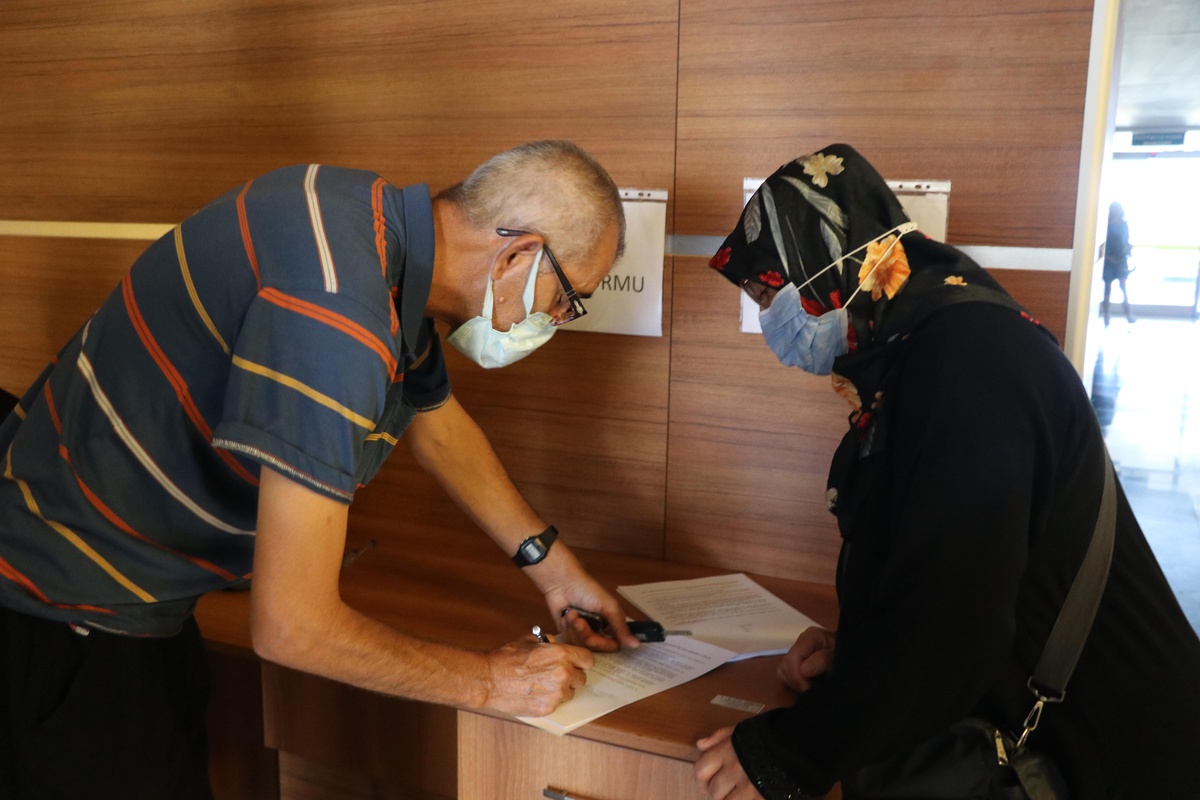 Trakya\'da vatandaşlar hatırlatma dozu aşılarını oluyor