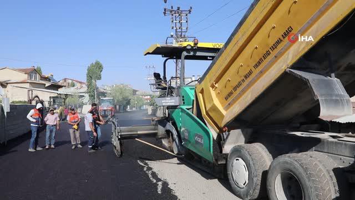 Van Büyükşehir Belediyesinden asfalt çalışması
