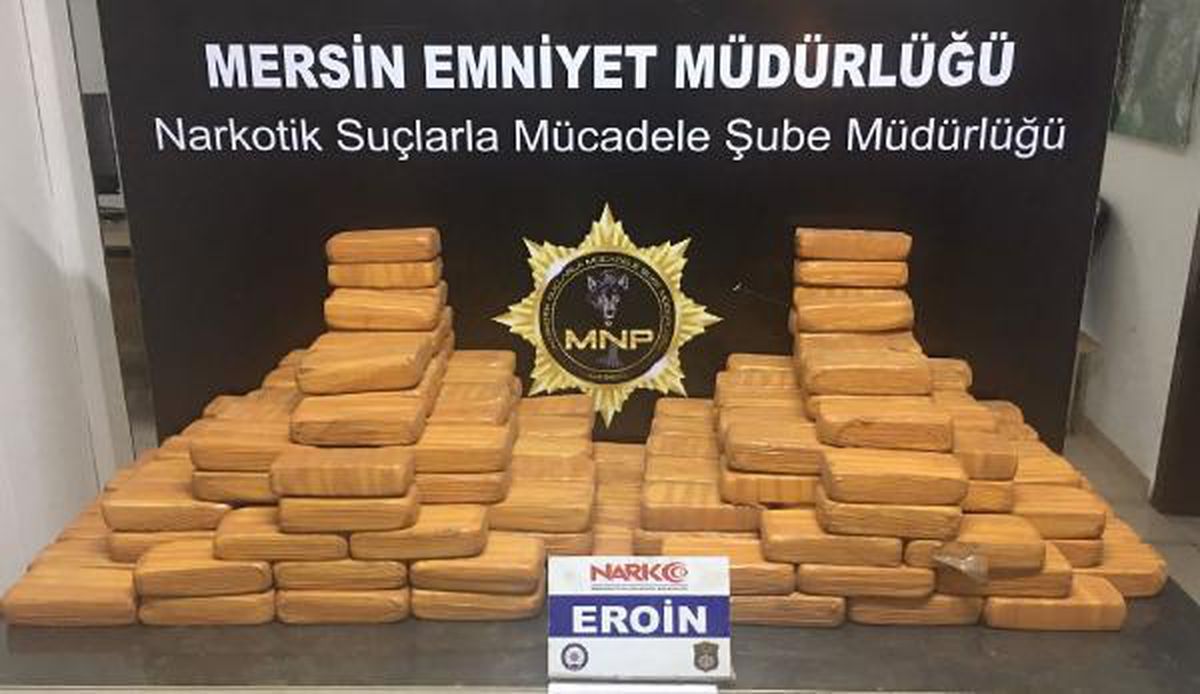 Bakan Soylu, Mersin\'de 105 kilogram eroin ele geçirildiğini bildirdi