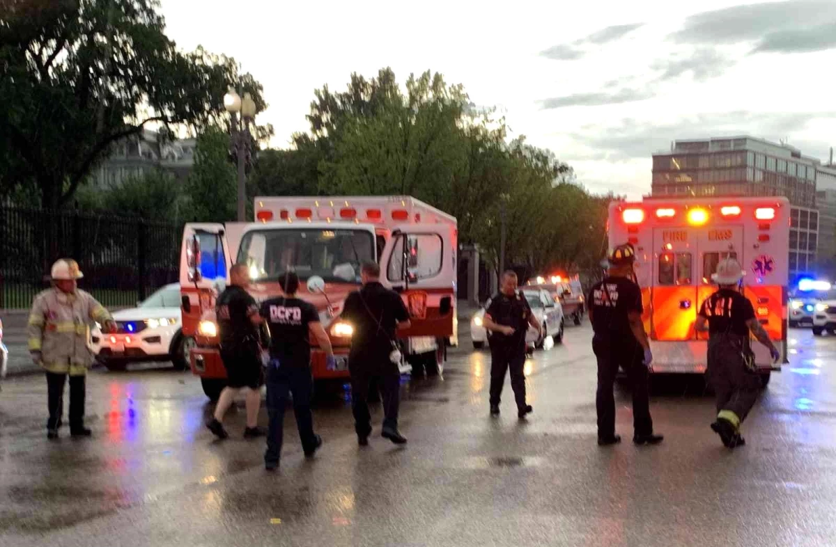 Beyaz Saray\'ın yakınında bulunan parka yıldırım düştü: 3 kişi hayatını kaybetti, 1 kişi ağır yaralı