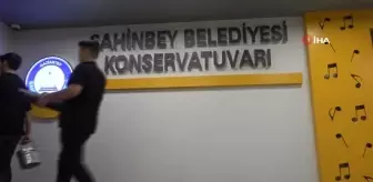 Bu orkestra bakırdan müzik ziyafeti veriyor