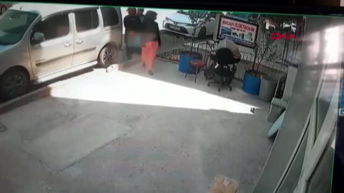 EVLERDEN HIRSIZLIK YAPAN 3 KADIN, KAMERA GÖRÜNTÜLERİNDEN TESPİT EDİLİP YAKALANDI