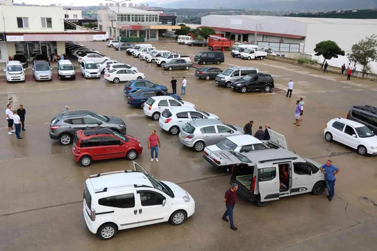 İkinci elde \'cumartesi\' sıkıntısı, \'pazar\' talebi