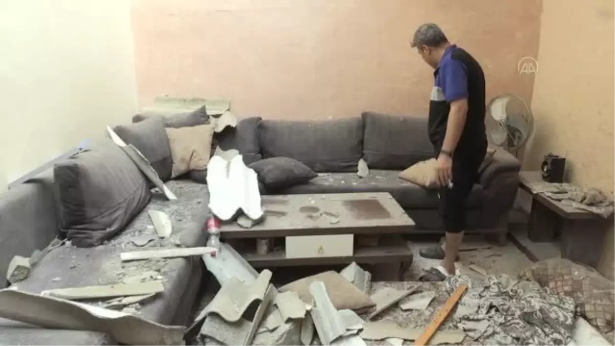 İsrail'in Gazze'ye yönelik saldırı sonucu bazı evler zarar gördü