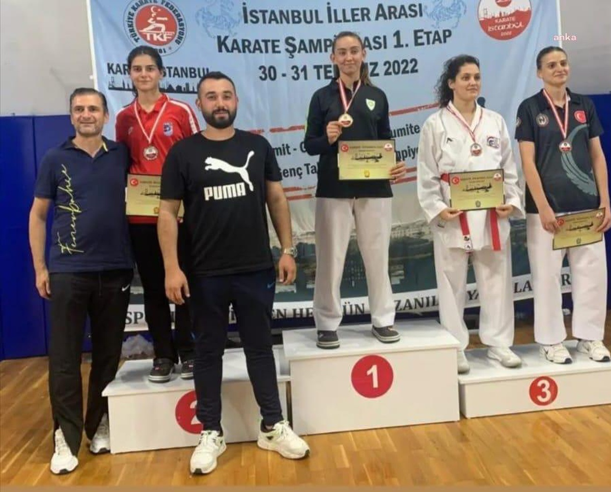 İzmit Belediyesporlu Melike, İstanbul\'dan Madalyayla Döndü