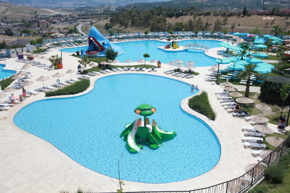 Karabağlar Aqua Yaşam\'a Büyük İlgi