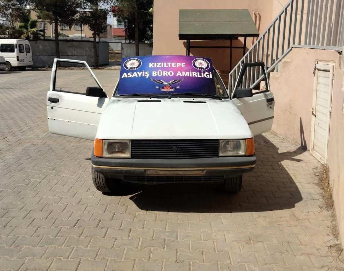 Mardin\'de oto hırsızlarını güvenlik kameraları ele verdi