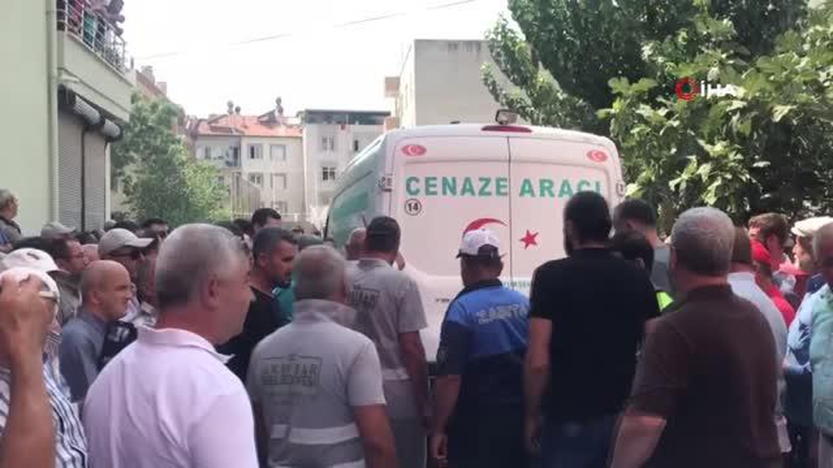 Şehit Reşat Ergin\'in naaşı baba ocağına getirildi