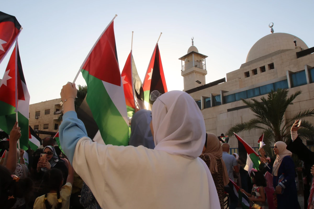 Ürdünlüler, İsrail\'in Gazze Şeridi\'ne yönelik saldırılarını protesto etti