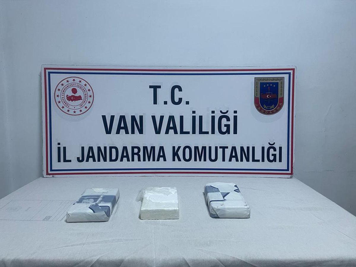 Van\'da 3 kilo 172 gram kokain ele geçirildi