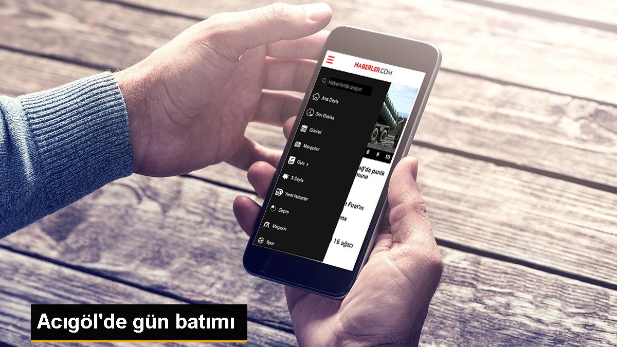 Acıgöl\'de gün batımı