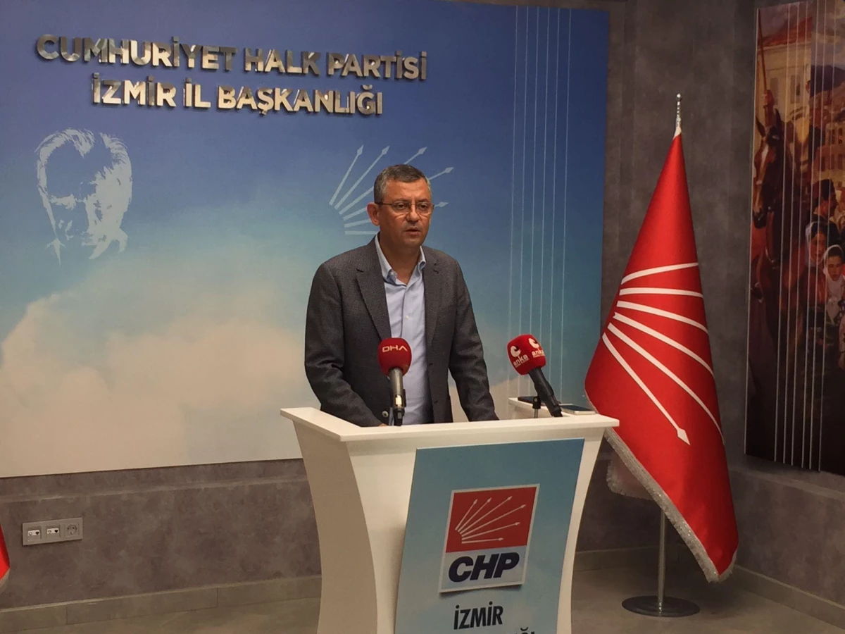 CHP Grup Başkanvekili Özel, İzmir\'de gündemi değerlendirdi Açıklaması