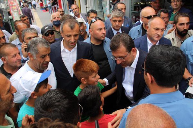 Ekrem İmamoğlu: Altılı masanın en çalışkan neferi olacağım Ekrem İmamoğlu: Altılı masanın en çalışkan neferi olacağım