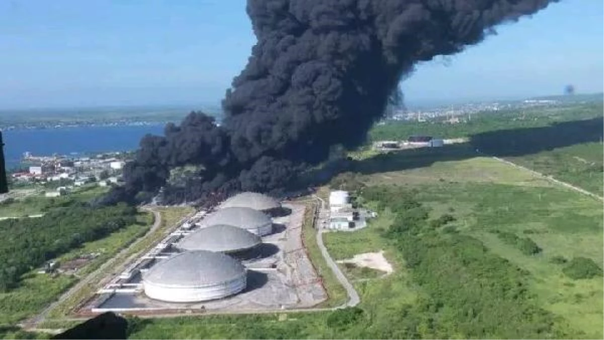 Küba\'da petrol tesisinde yangın