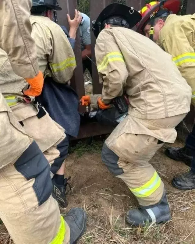 ABD'ye kaçak yoldan geçmeye çalışan kadın, göbeği sığmayınca sıkışıp kaldı