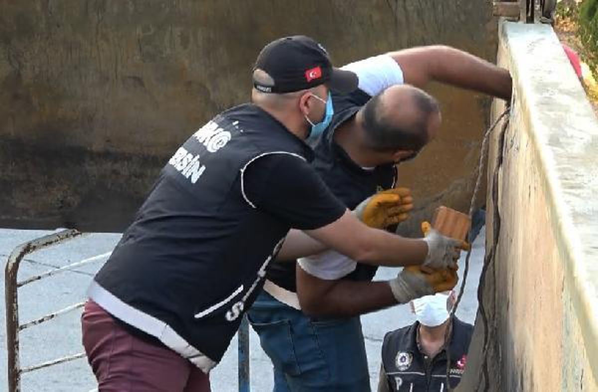 Mersin\'de 105 kilogram eroinle yakalanan TIR sürücüsü tutuklandı