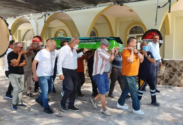 Seslendirme sanatçısı Sungun Babacan, son yolculuğuna uğurlandı