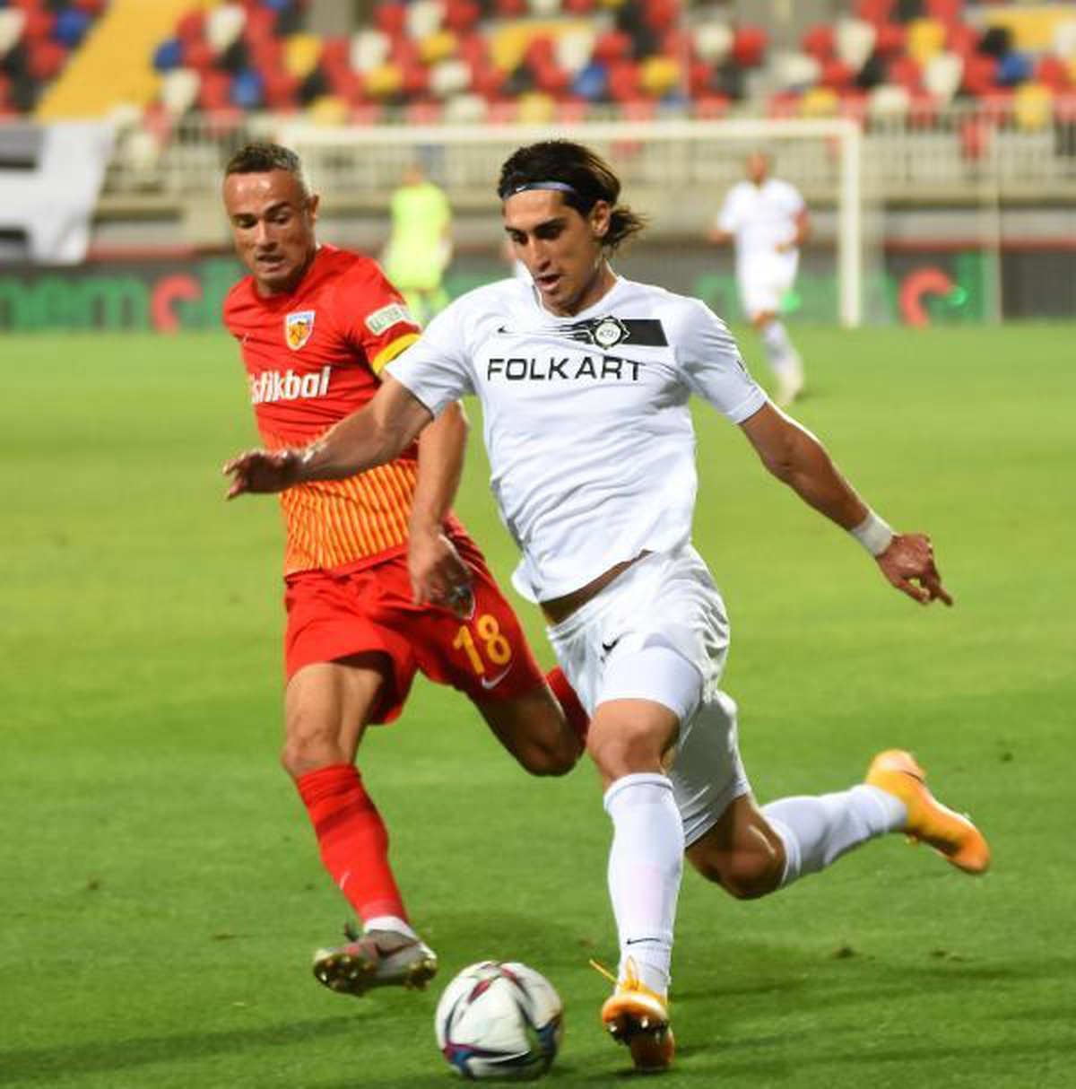 Altay\'da yeni hedef Naderi