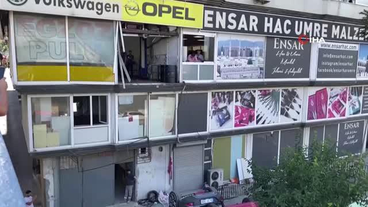 Ataşehir\'de yanlışlıkla gaza basan sürücü 2\'inci kattan düştü