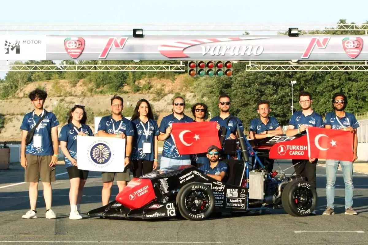 Aura 22 formula aracı İtalya\'da Sahne aldı