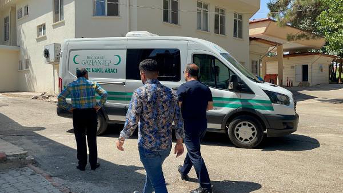 Avukat, iş merkezinde elektrik akımına kapılarak öldü