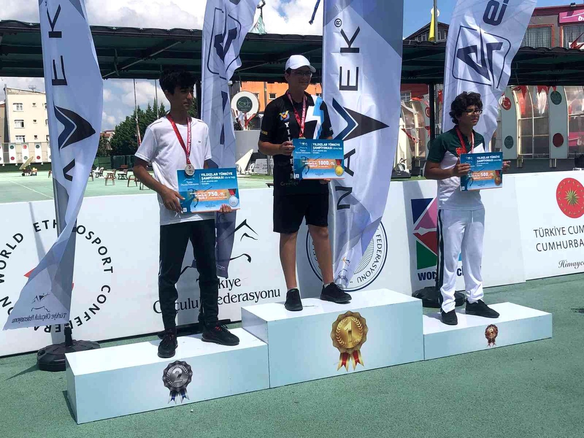 Eyüpsultanlı sporcu Yunus Dursun Milli takım kampına katıldı
