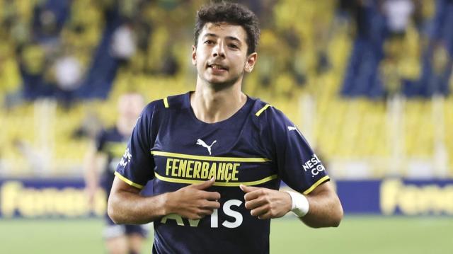 Fenerbahçe'de beklenmedik ayrılık! Jorge Jesus, Muhammed Gümüşkaya'nın biletini kesti
