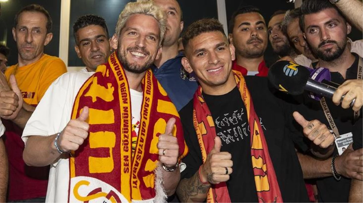 Galatasaray\'ın yeni yıldızları Mertens ve Torreira\'nın arasında gülümseten "kebap" diyaloğu