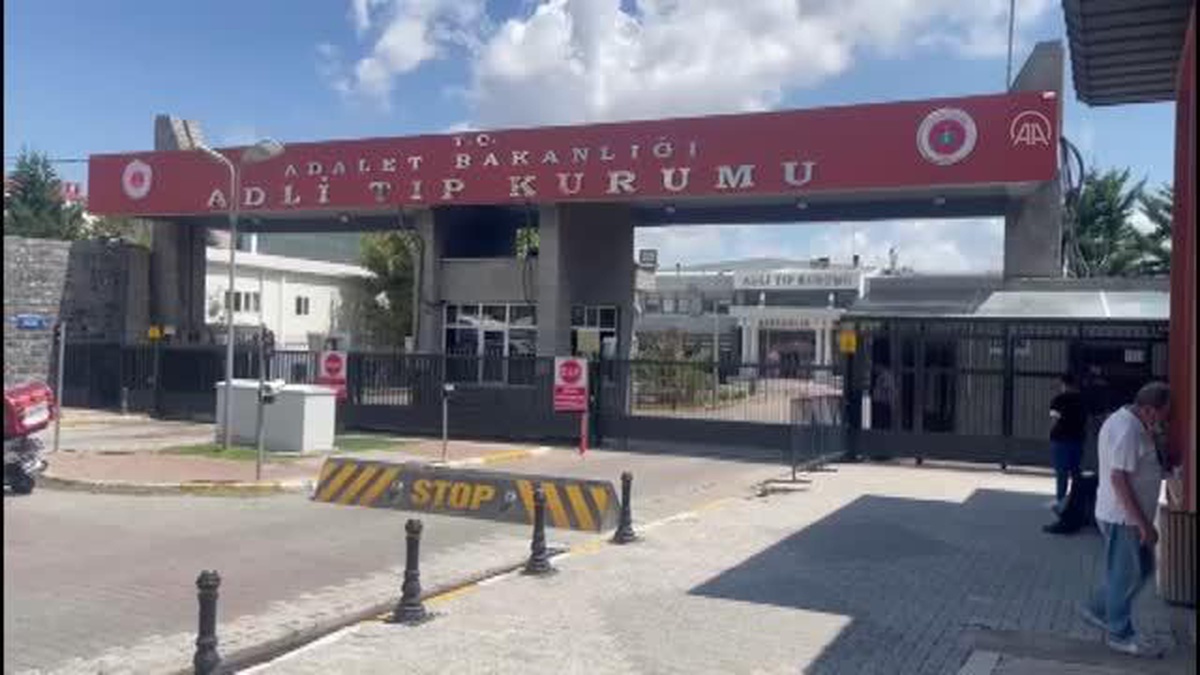 İstanbul\'da tabancayla vurulan 16 yaşındaki genç kız, yaşam mücadelesini kaybetti