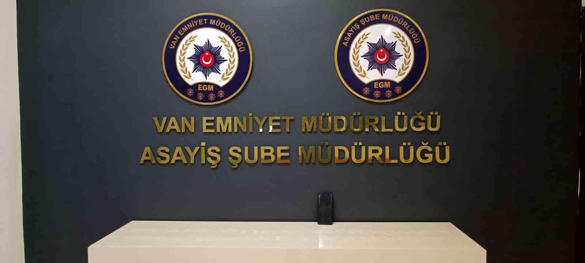Van\'da değişik suçlardan 19 kişi tutuklandı