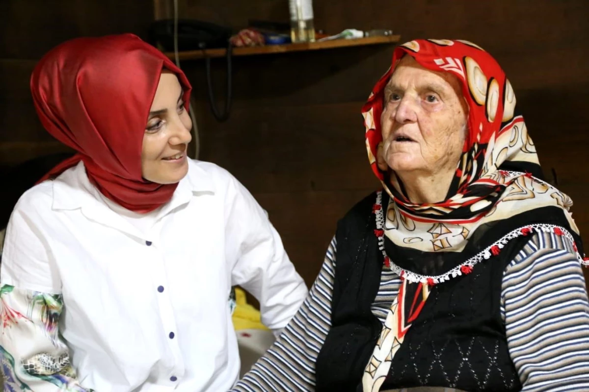102 yaşındaki Cemile nine Trabzon\'dan Cumhurbaşkanı Erdoğan\'a böyle seslendi