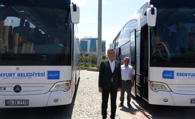 54 Suriyeli, 'Burada her şey çok pahalı' diyerek ülkelerine geri döndü 54 Suriyeli, 'Burada her şey çok pahalı' diyerek ülkelerine geri döndü