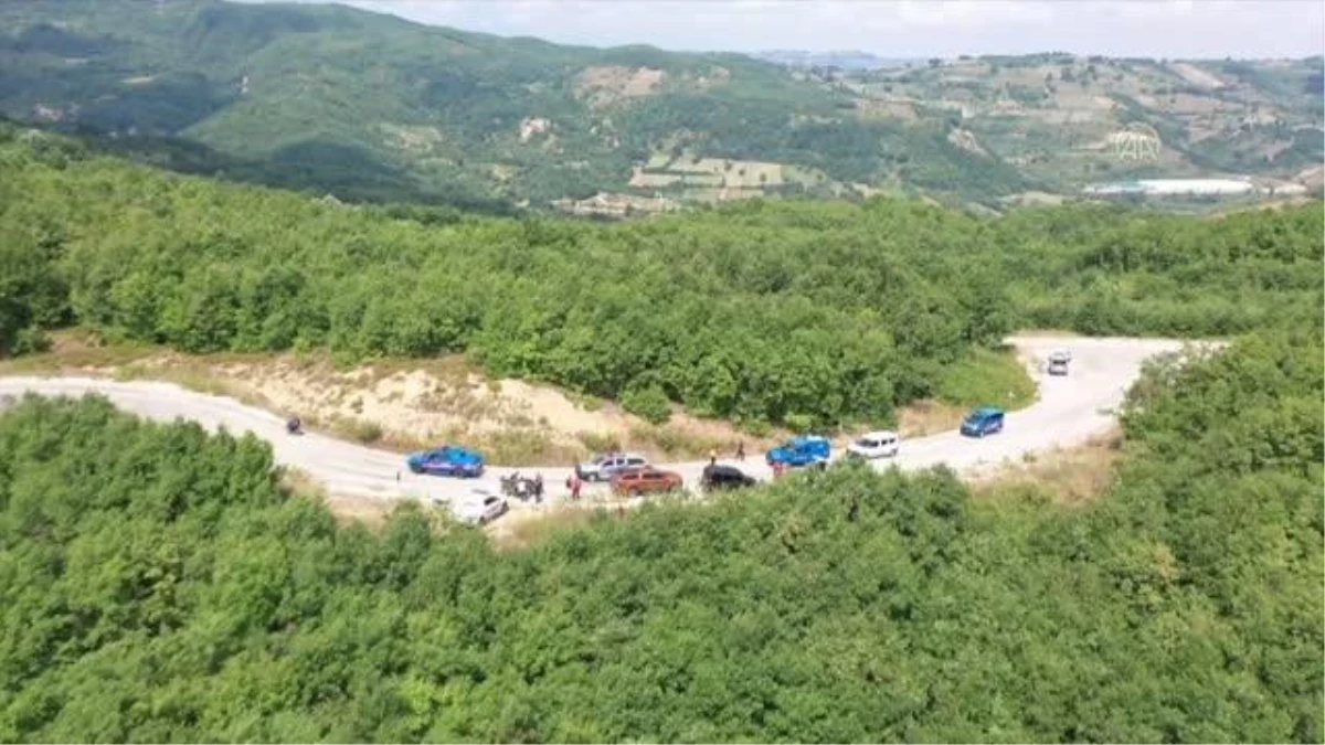 Bursa\'da 8 gün önce kaybolan genci arayan ekipler arazide ceset buldu