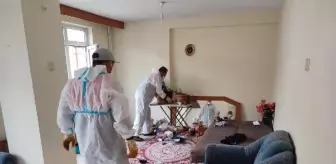 Ankara'da apartman dairesinden 1 kamyonet çöp çıktı