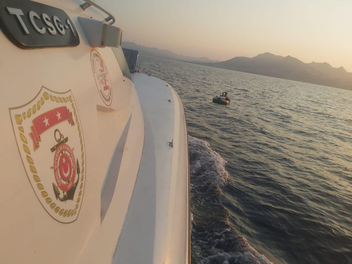 Bodrum açıklarında 2 düzensiz göçmen kurtarıldı