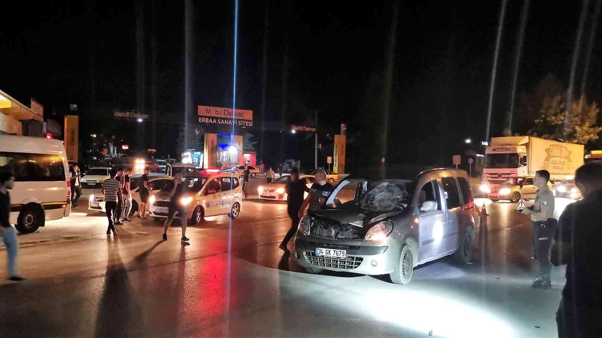 Ehliyetsiz sürücünün ölüme neden olduğu kaza güvenlik kamerasına yansıdı