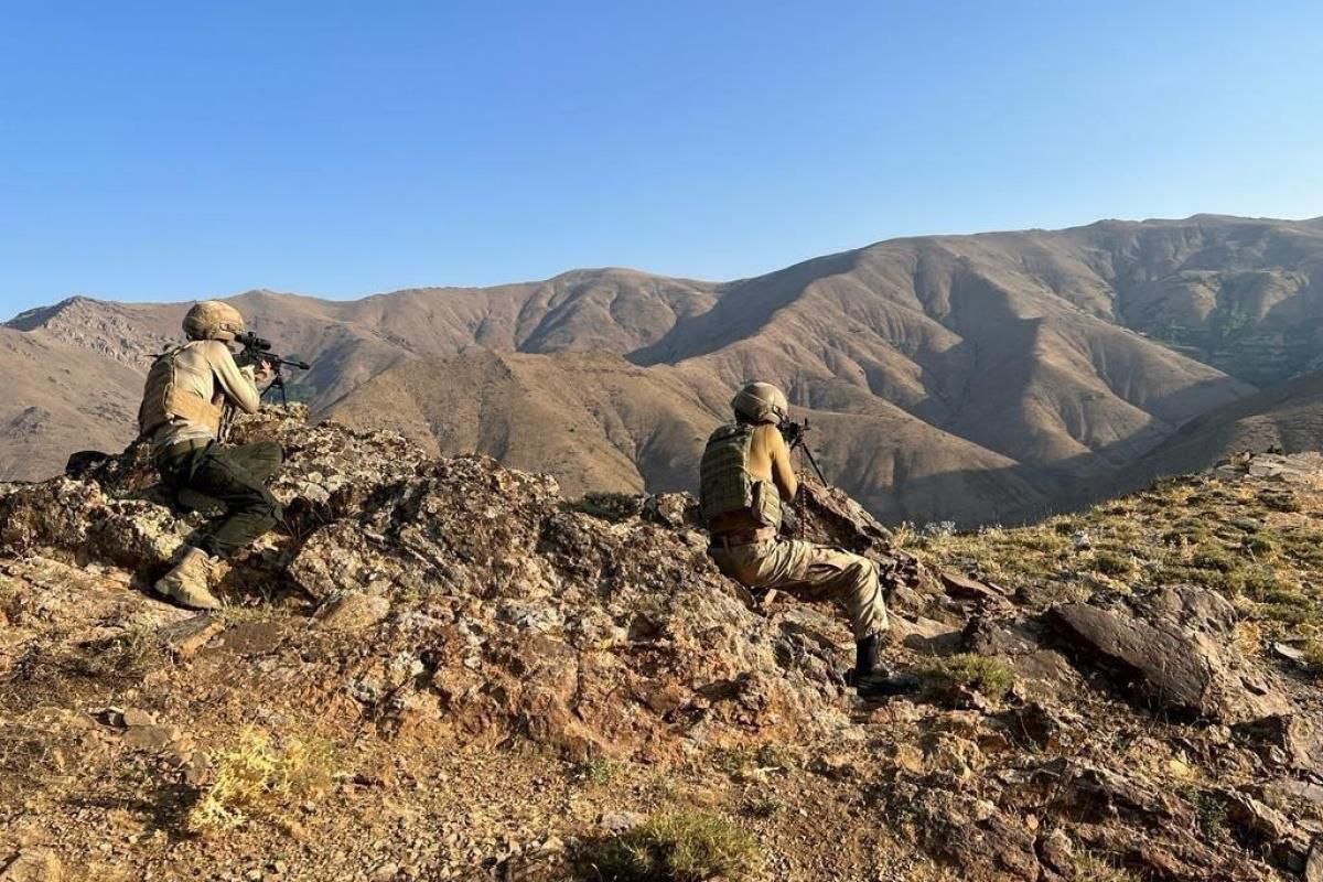İçişleri Bakanlığı: "Eren Abluka-29 operasyonu kapsamında, Hakkari İl Emniyet Müdürlüğü ve Hakkari İl Jandarma Komutanlığı tarafından, Merkez ilçe...