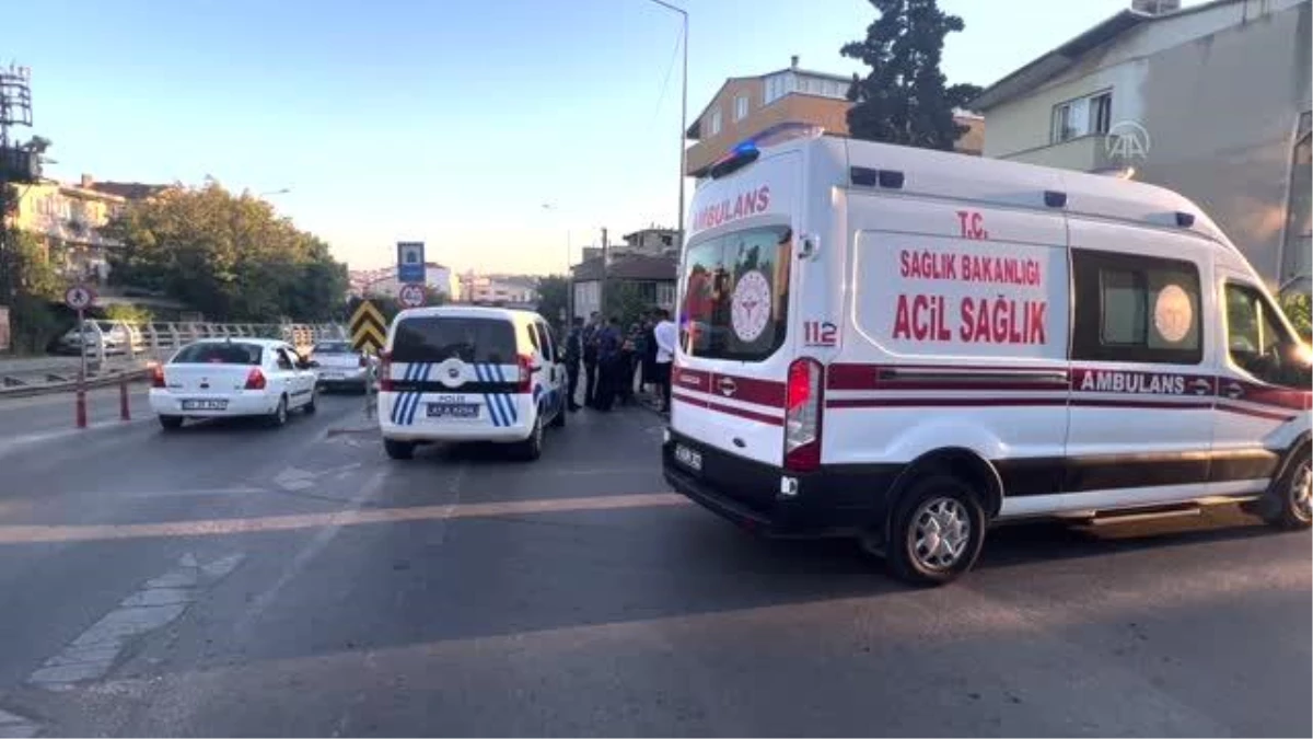 Kocaeli\'de hafif ticari araç ile çarpışan elektrikli bisiklet sürücüsü yaralandı