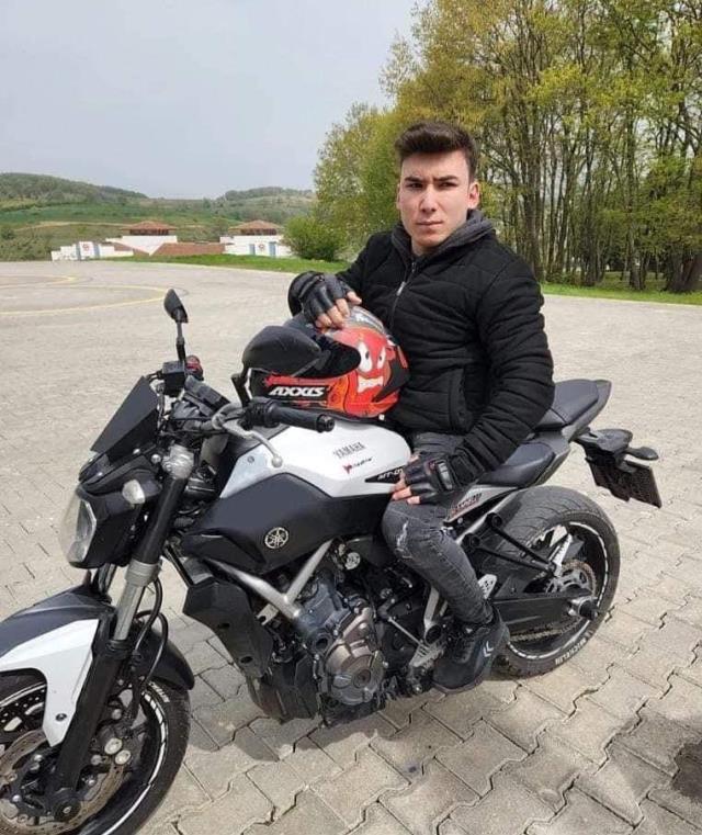 İşe başladığı gün kazada yaralanan motorlu kurye yaşamını yitirdi İşe başladığı gün kazada yaralanan motorlu kurye yaşamını yitirdi